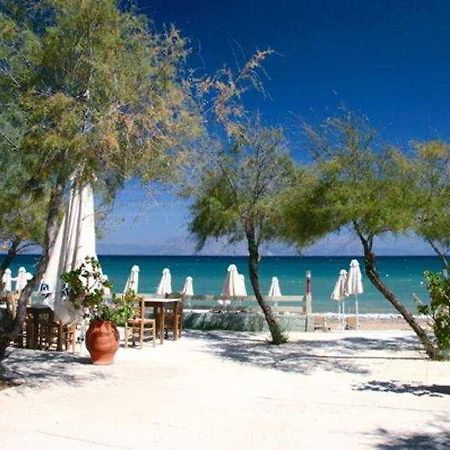 Ionian Beach Hotel Kalamaki  ภายนอก รูปภาพ