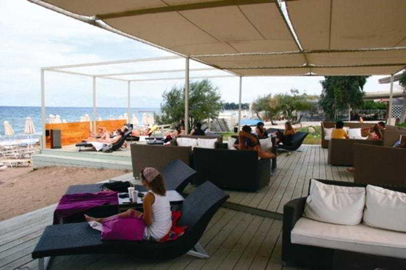 Ionian Beach Hotel Kalamaki  ภายนอก รูปภาพ