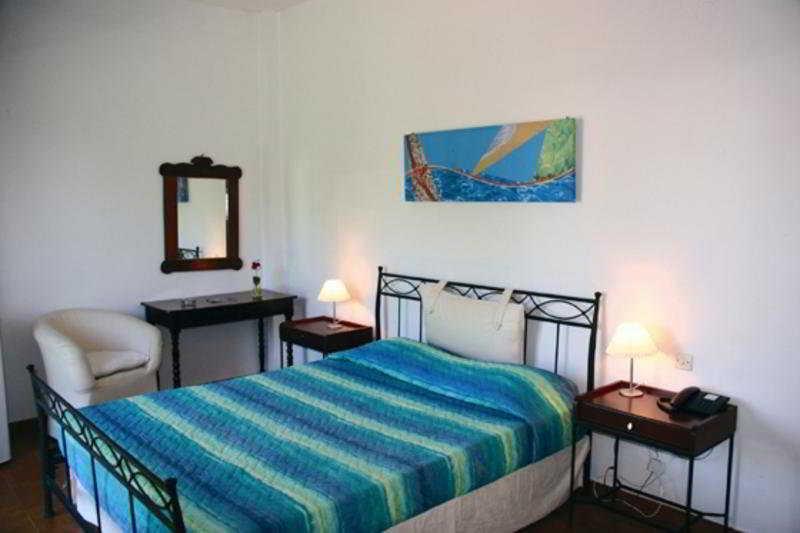 Ionian Beach Hotel Kalamaki  ภายนอก รูปภาพ